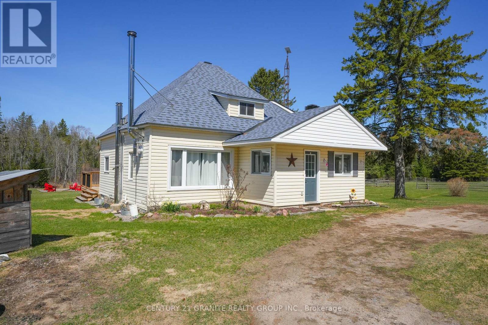 1367 DETLOR ROAD - 39