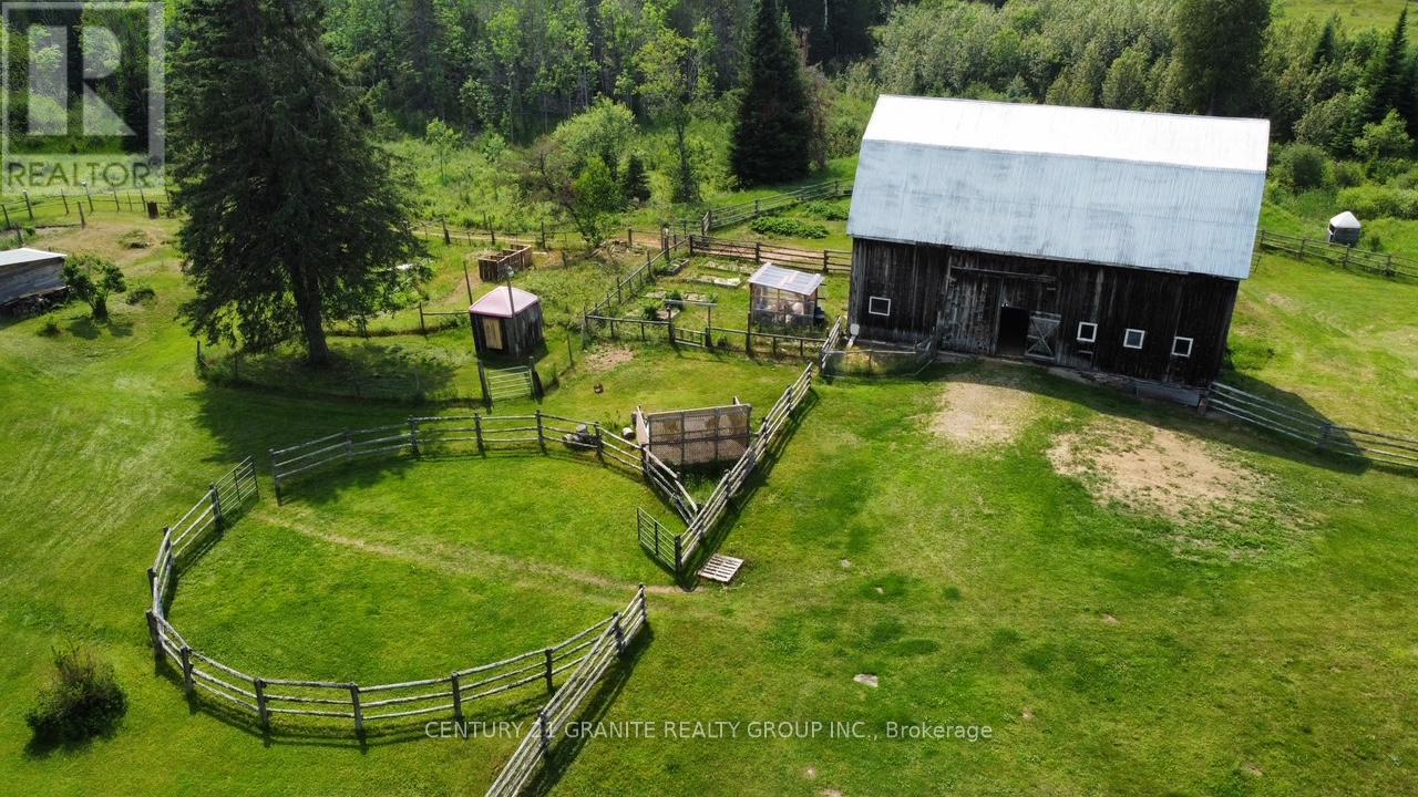 1367 DETLOR ROAD - 33