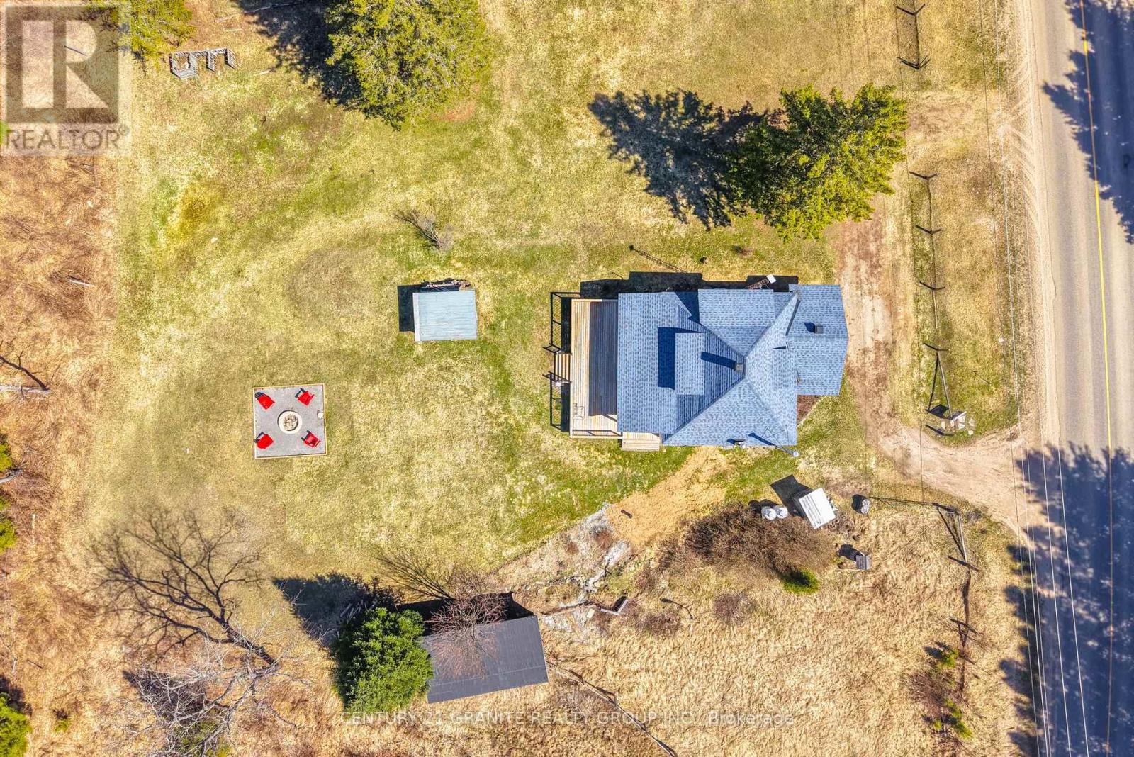1367 DETLOR ROAD - 35