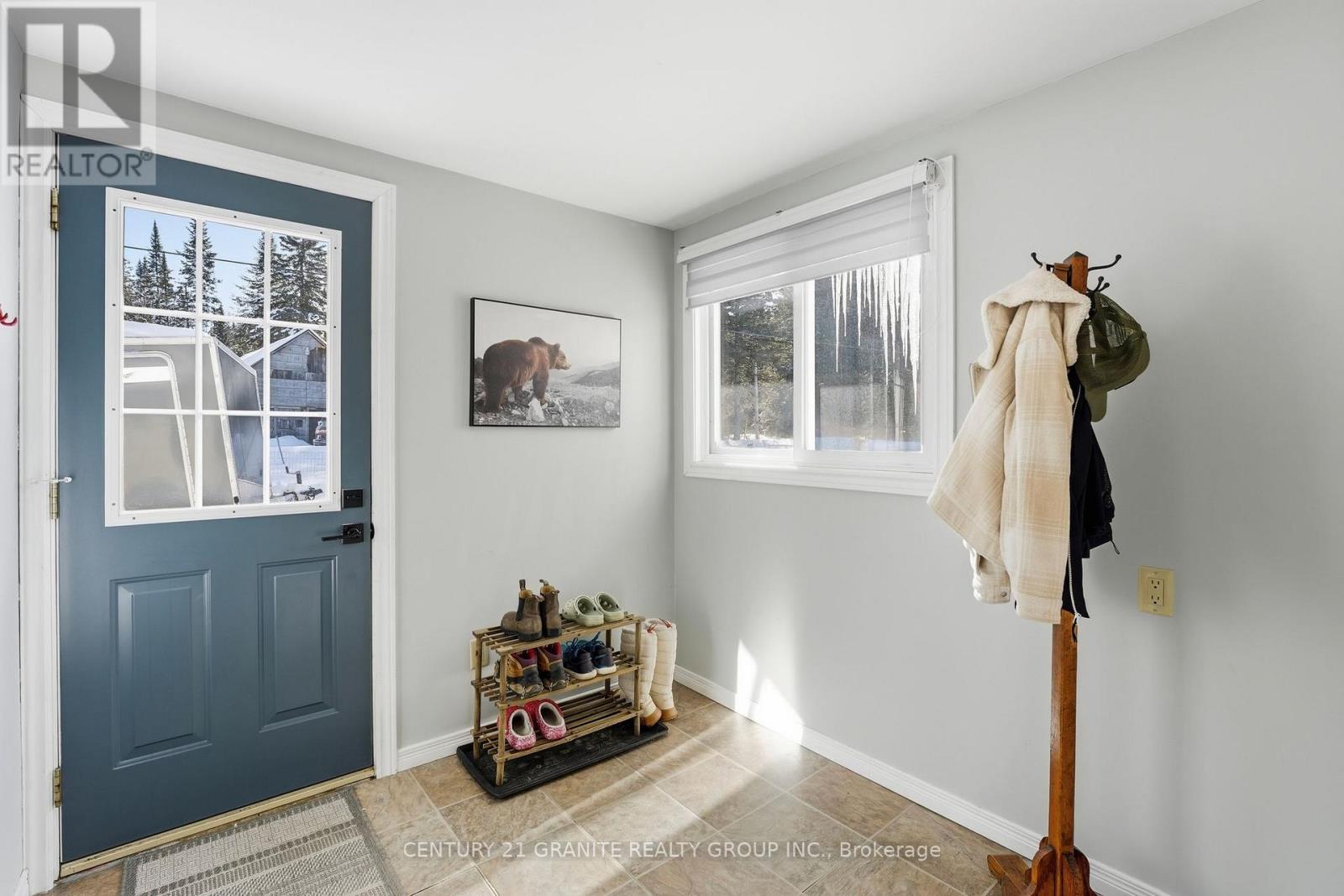 1367 DETLOR ROAD - 4