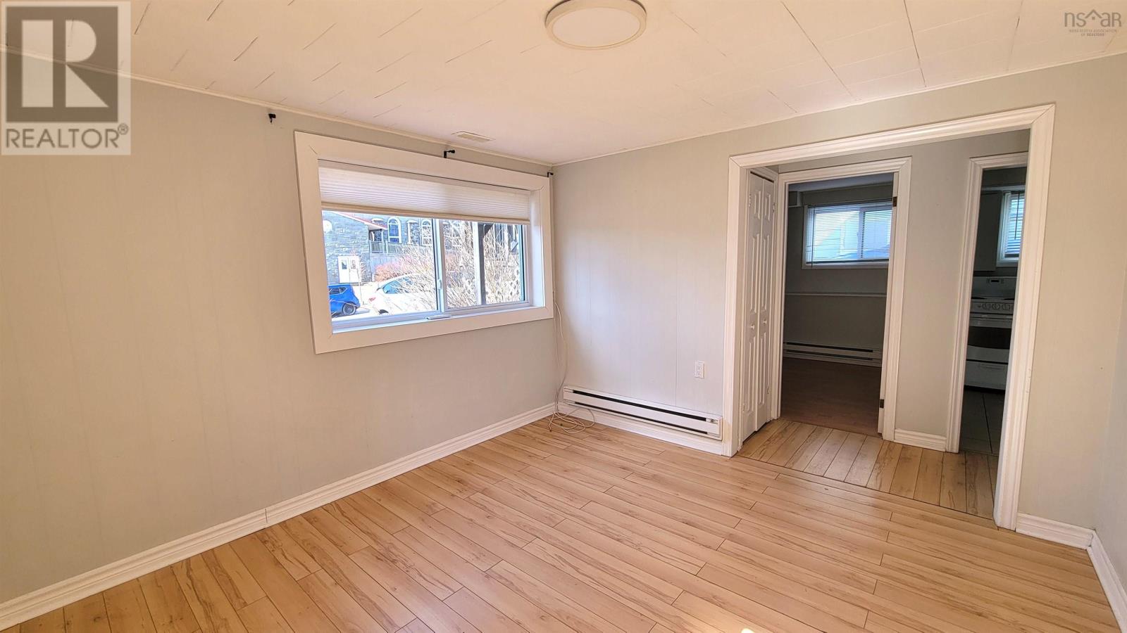 Property 23 of 45 of 3615/ 3617 Robie Street