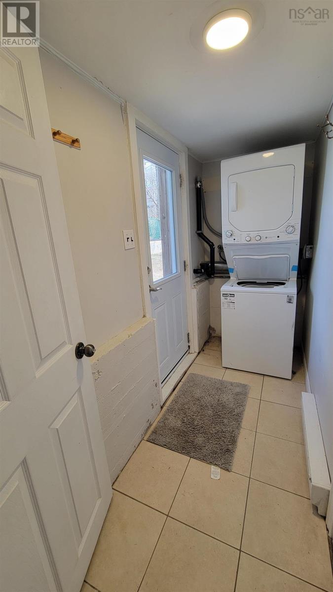 Property 33 of 45 of 3615/ 3617 Robie Street