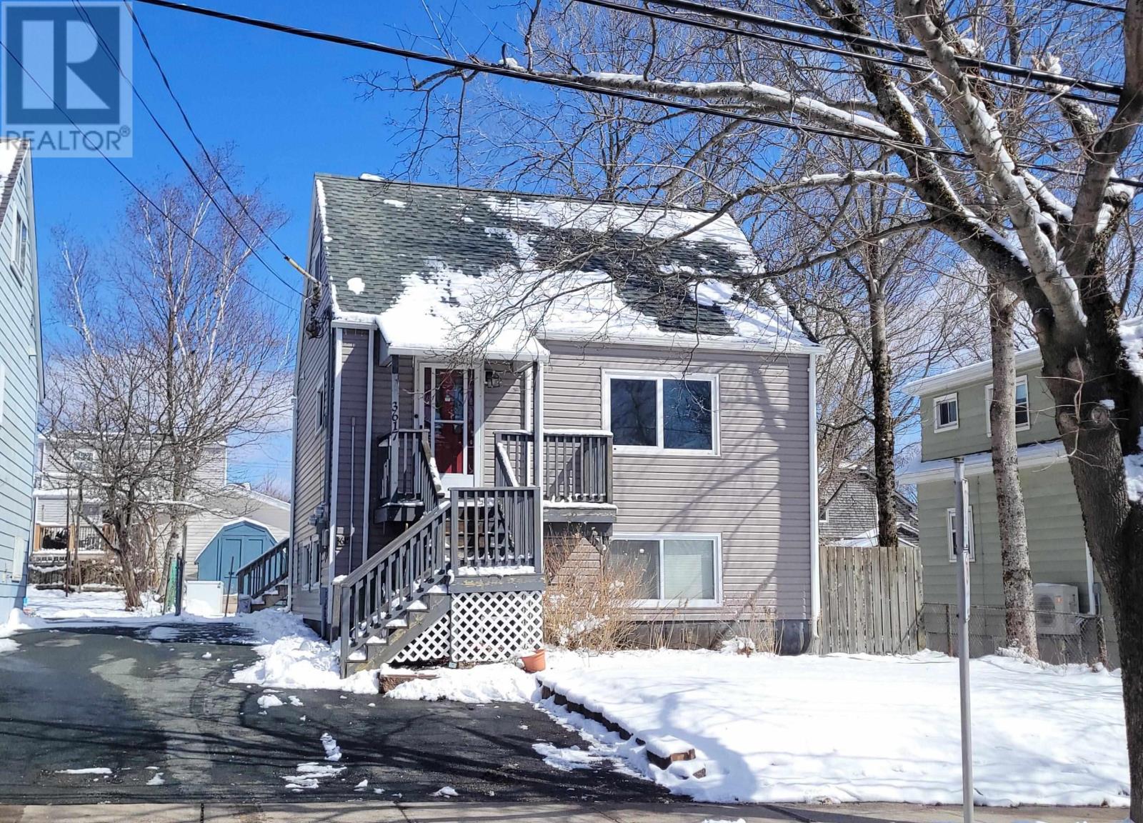 Property 38 of 45 of 3615/ 3617 Robie Street