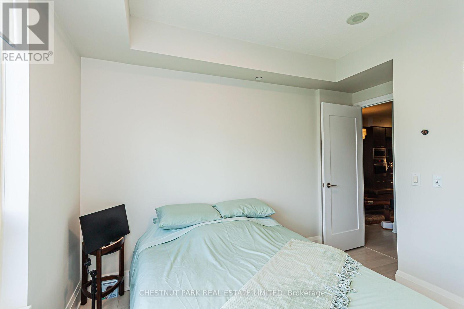 #1801 120 HARRISON GARDEN BOULEVARD - 25