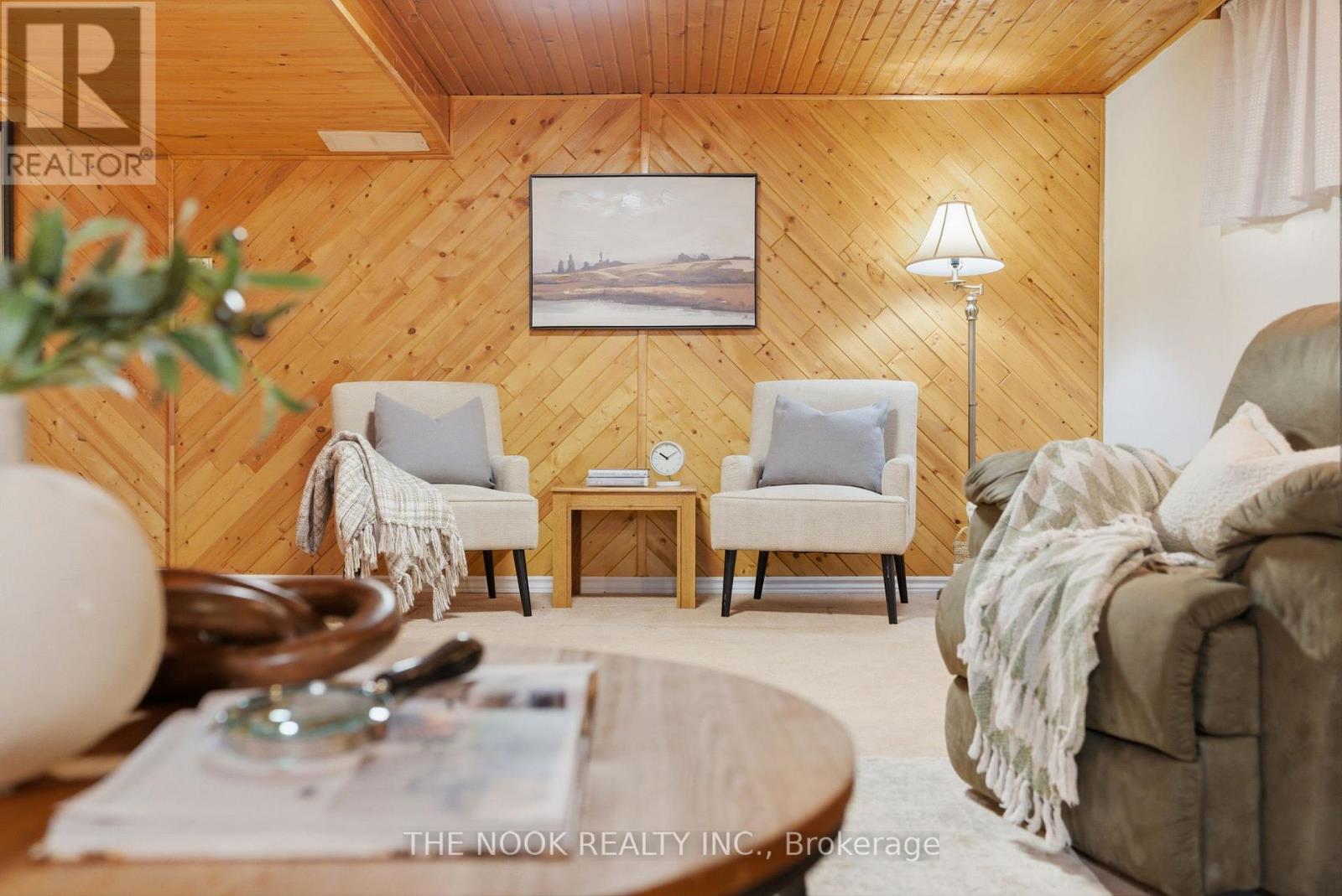 201 SKI HILL ROAD - 31