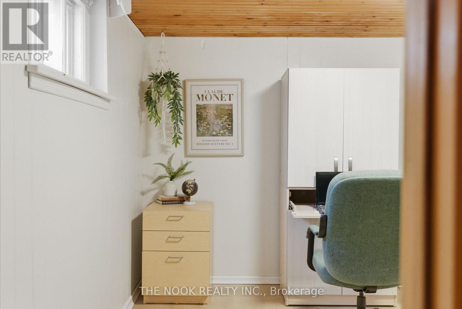201 SKI HILL ROAD - 35