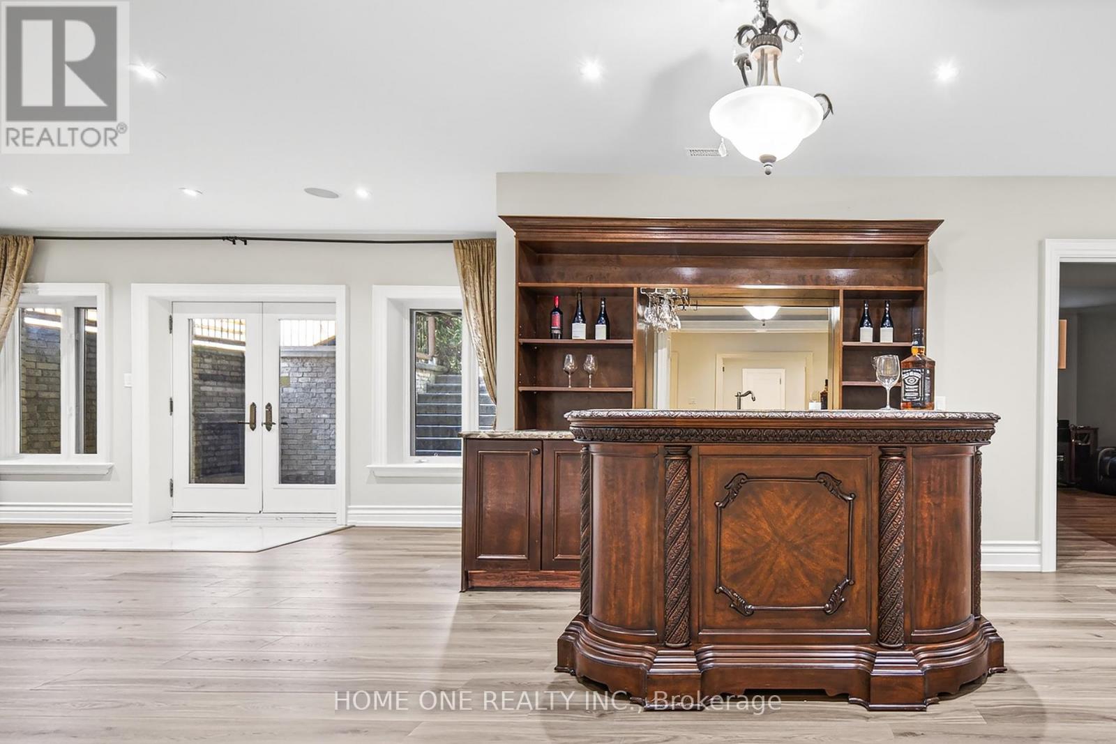198 MAY AVENUE - 33