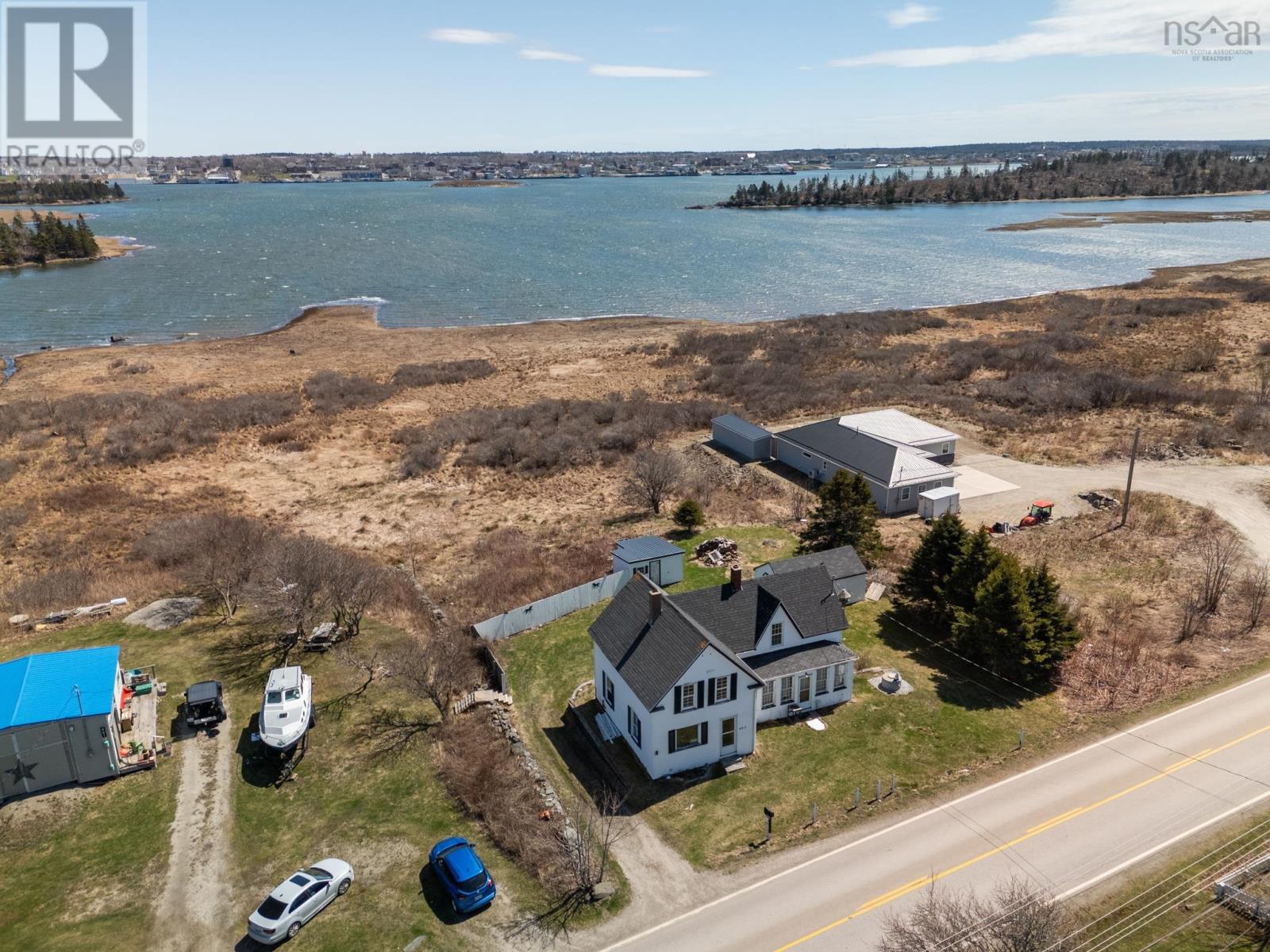 Property 14 of 34 of 485 Highway 304