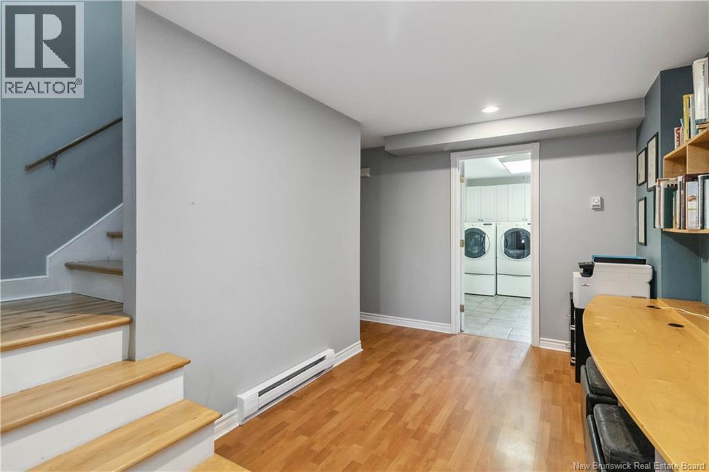 69 Mount View - Image 33