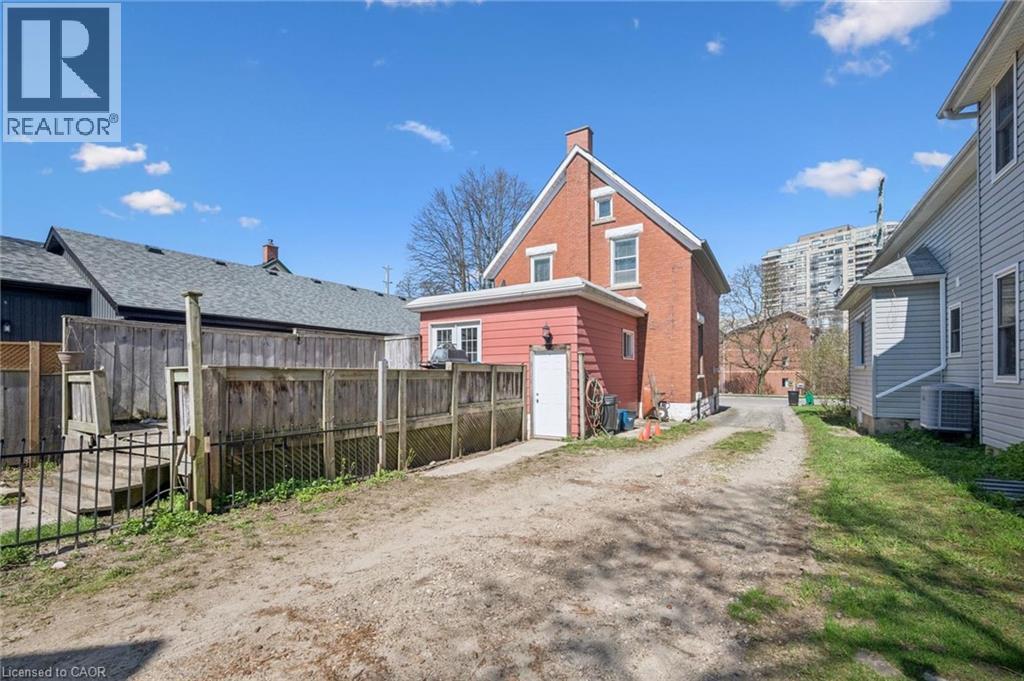 115 ALLEN Street E - 30