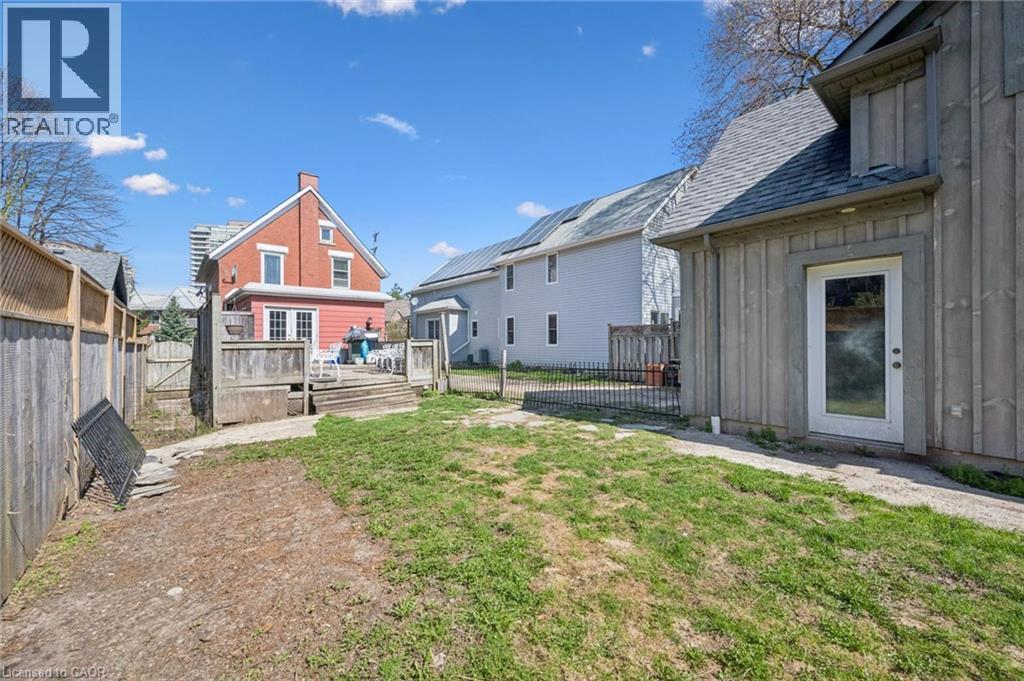 115 ALLEN Street E - 25