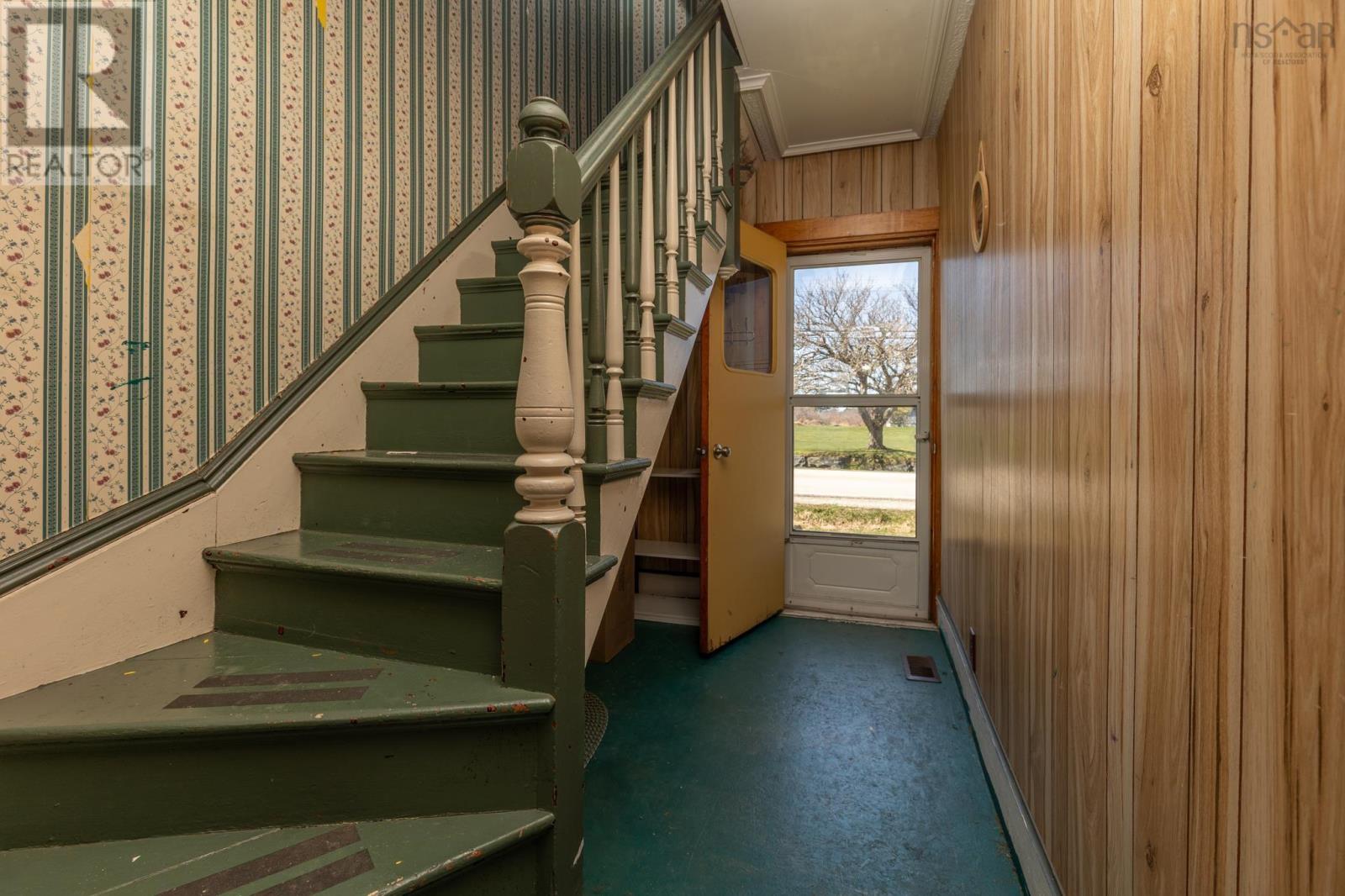 Property 29 of 34 of 485 Highway 304