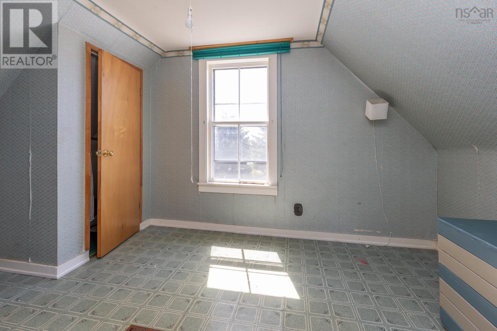 Property 32 of 34 of 485 Highway 304