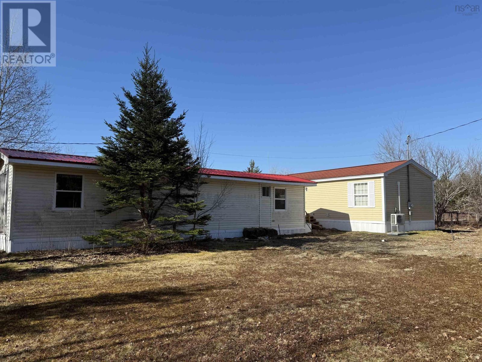 Property 6 of 14 of 11879 16 Highway