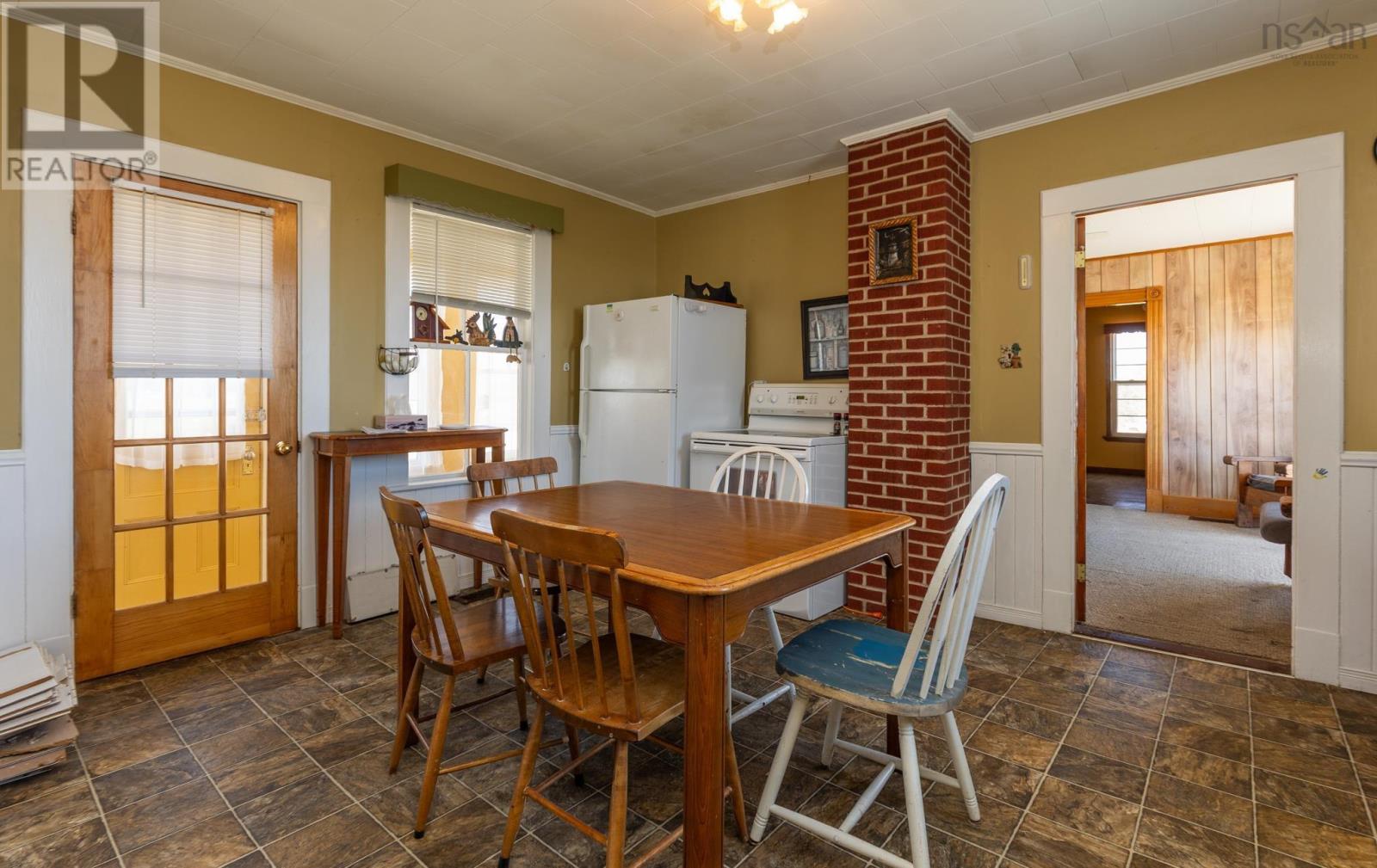 Property 22 of 34 of 485 Highway 304