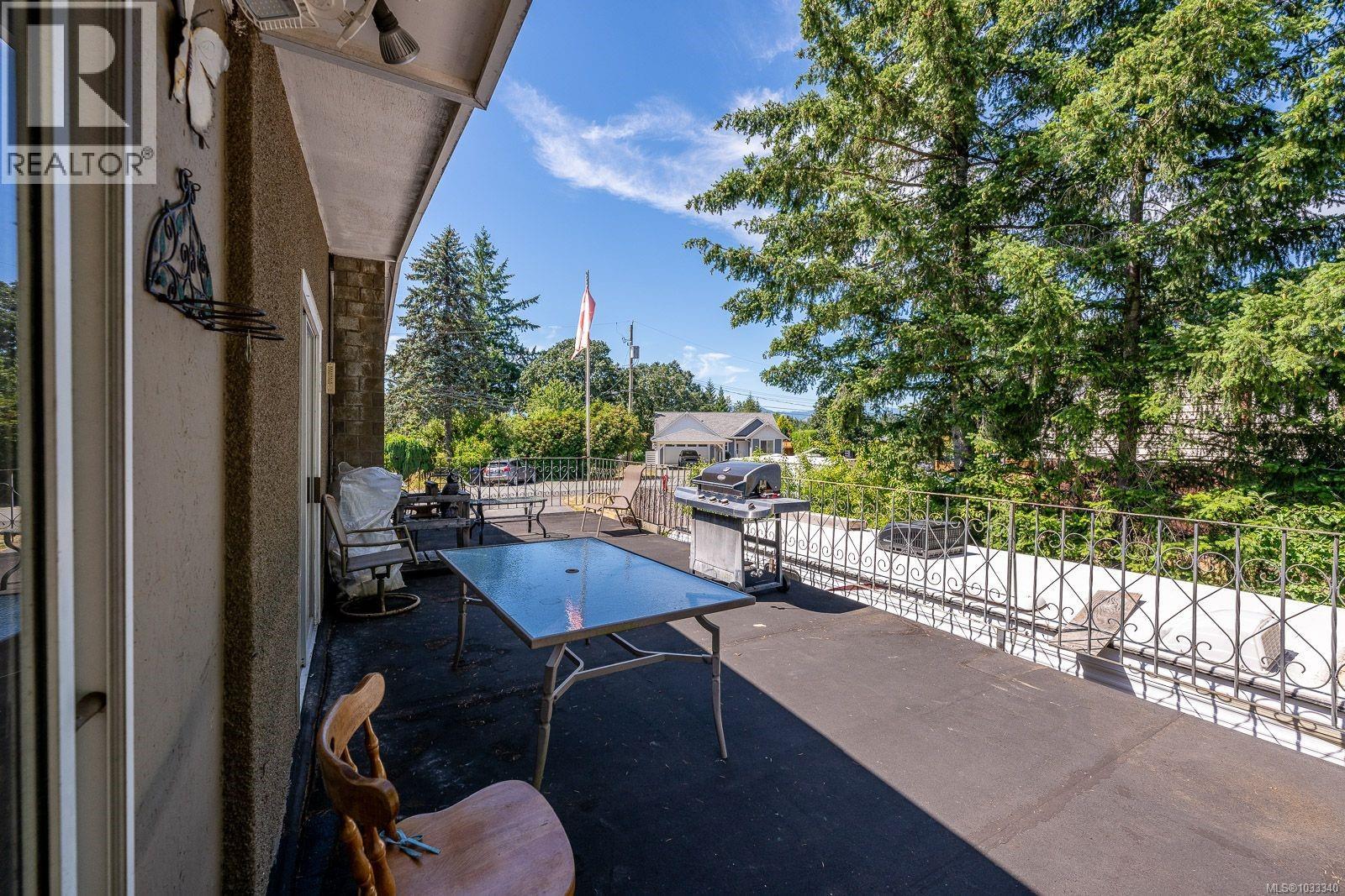 4732 Oakridge Dr - 42