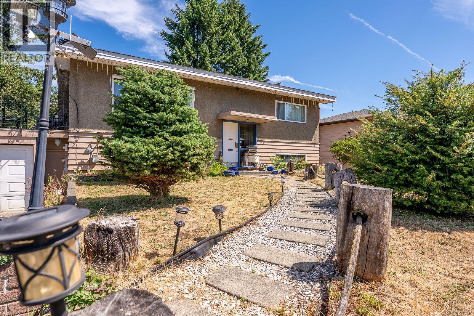 4732 Oakridge Dr - 6