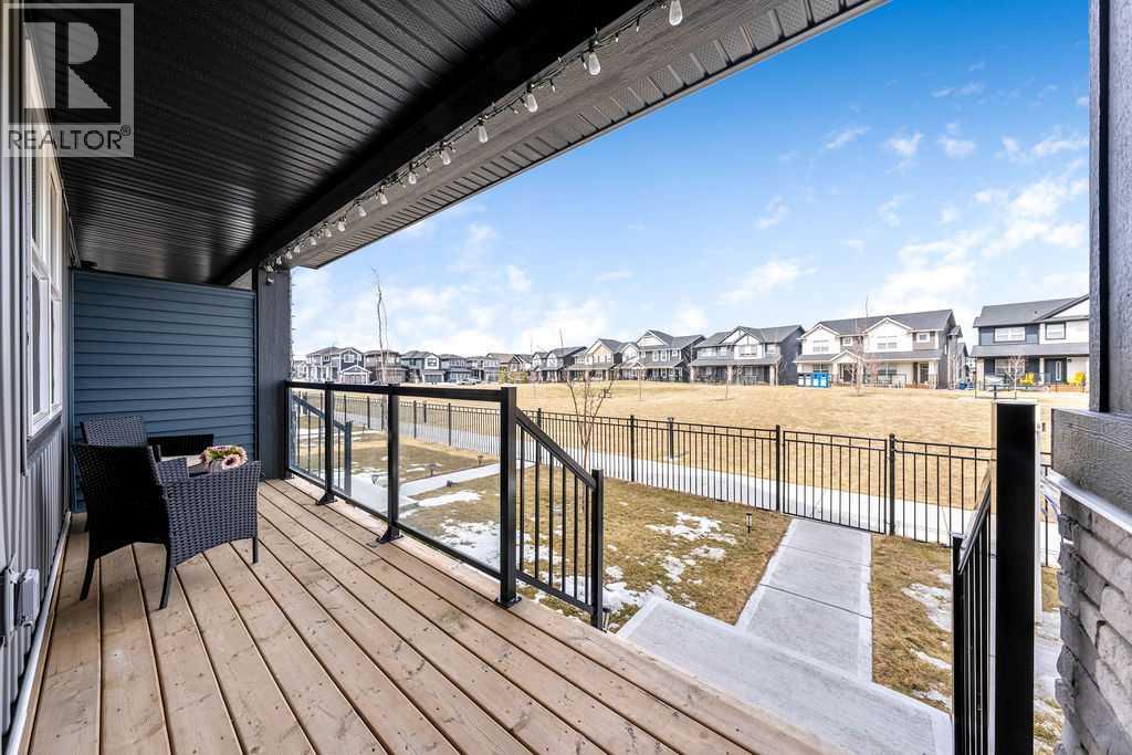 138 Midgrove Greenway SW - photo 3