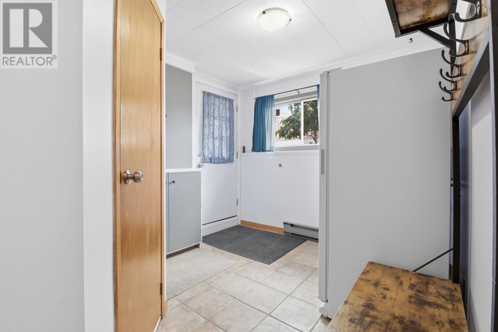 Property 22 of 36 of 827 Otter Drive