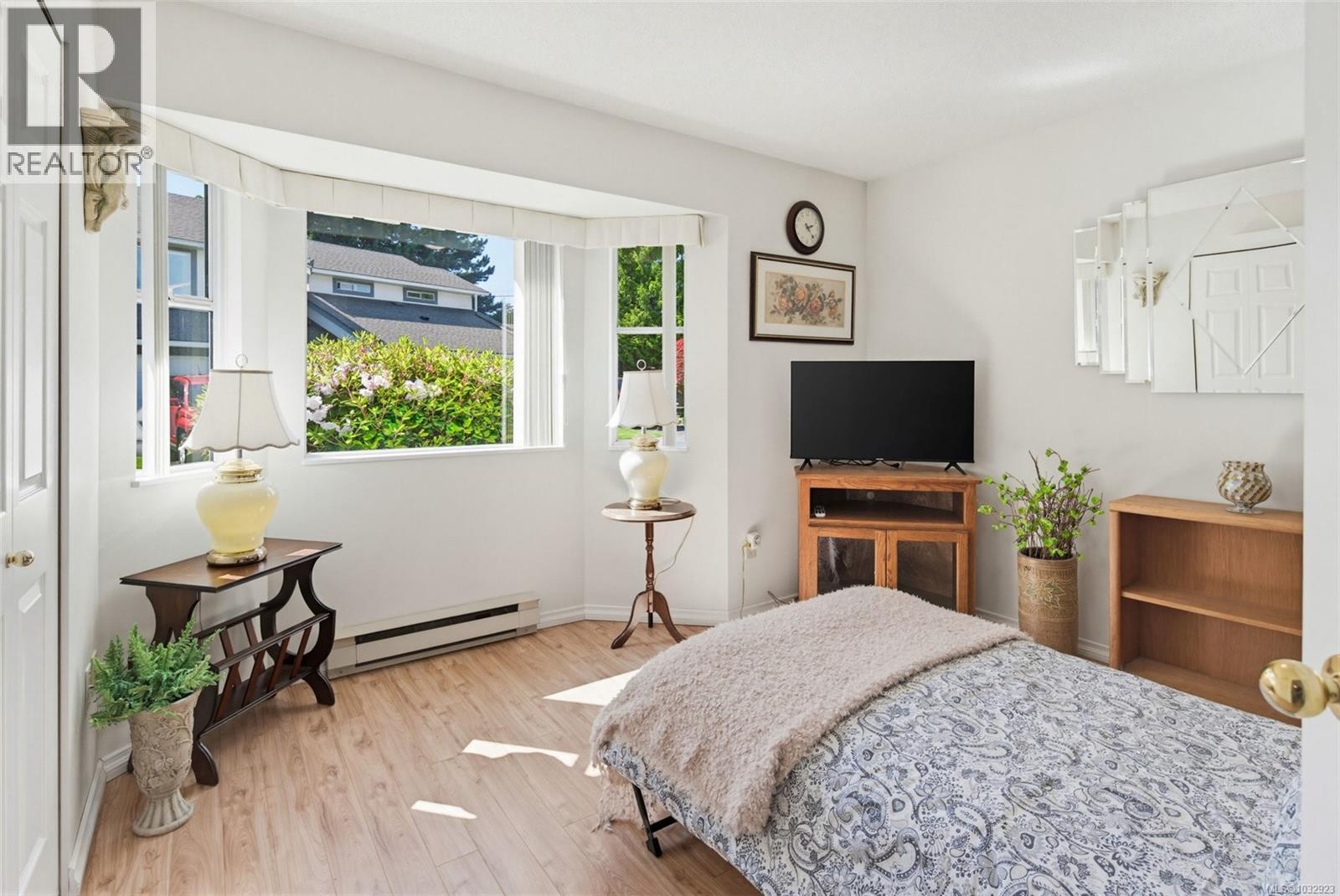 #22 2147 Sooke Rd - 14