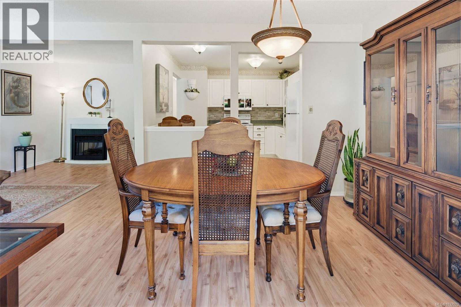 #22 2147 Sooke Rd - 9