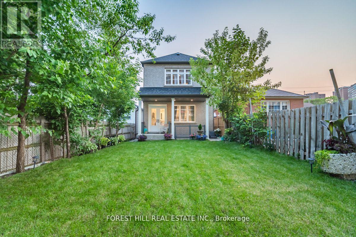 611 NORTHCLIFFE BOULEVARD - 32
