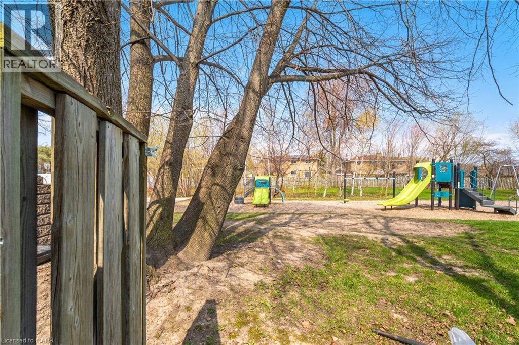 400 MISSISSAUGA VALLEY Boulevard Unit# 145, Mississauga, Ontario, L5A3N6 — Photo 19
