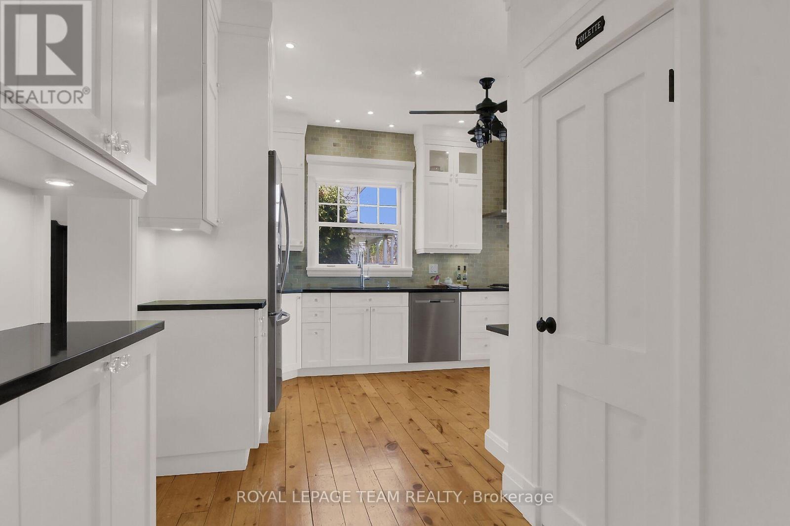 154 LAKE AVENUE - 15
