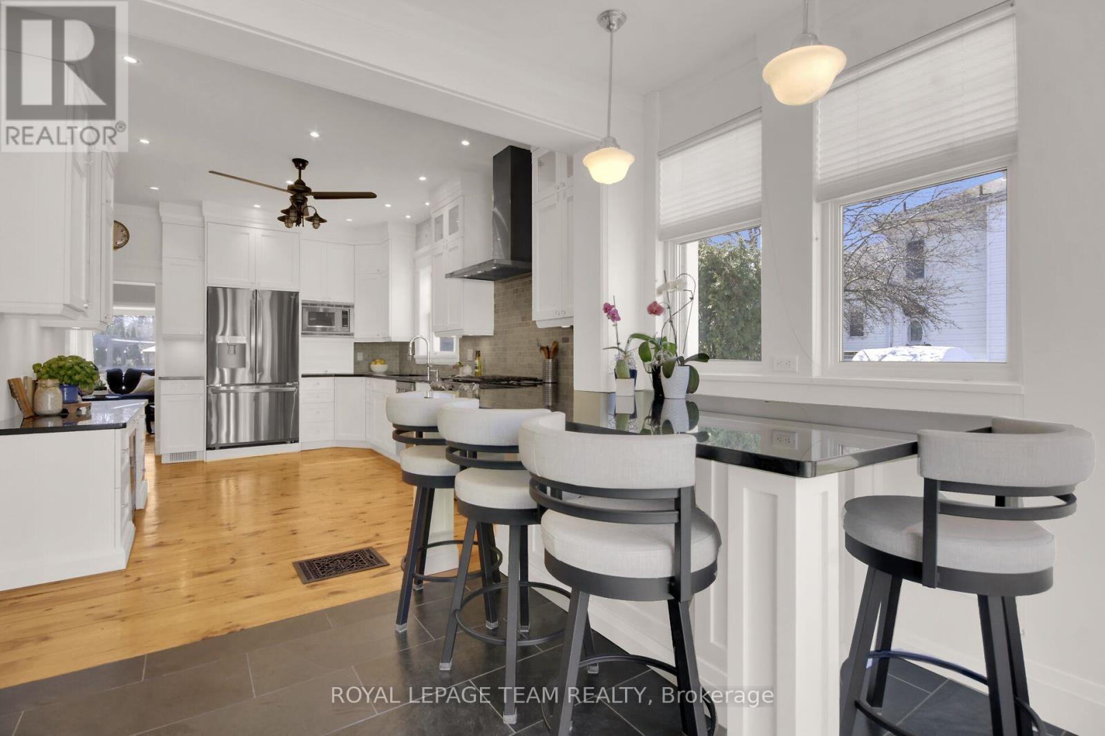 154 LAKE AVENUE - 17