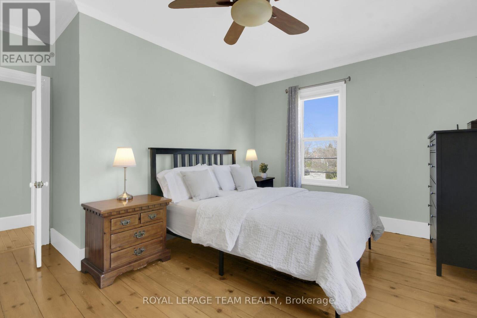 154 LAKE AVENUE - 28