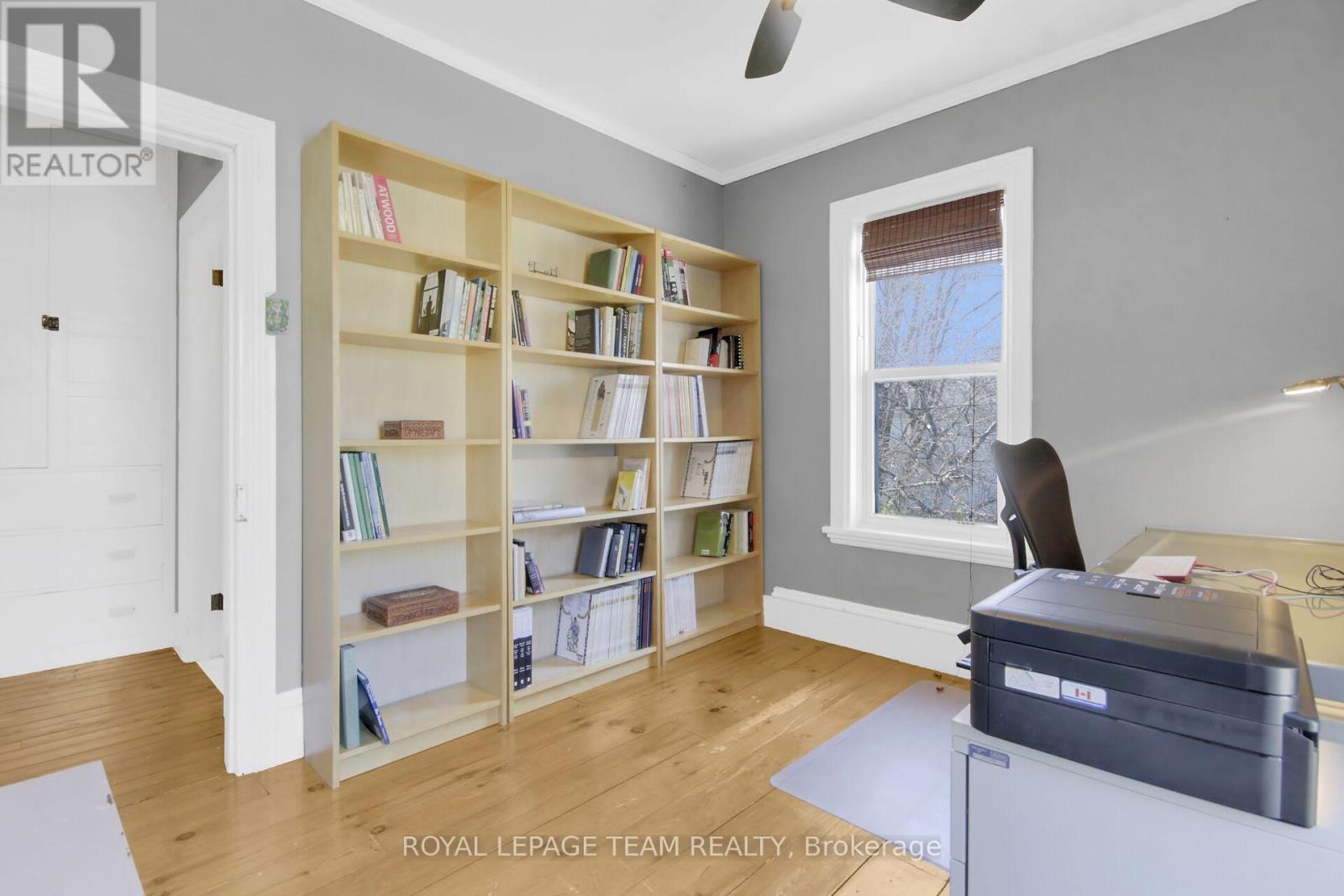 154 LAKE AVENUE - 32