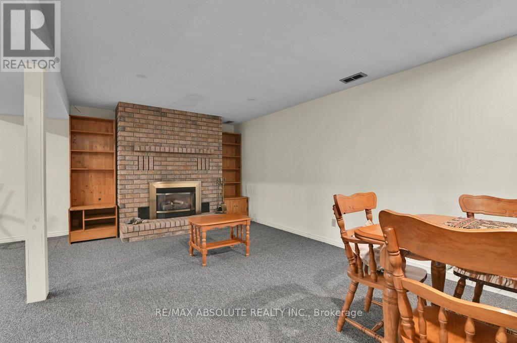 535 GASCON STREET — photo 27