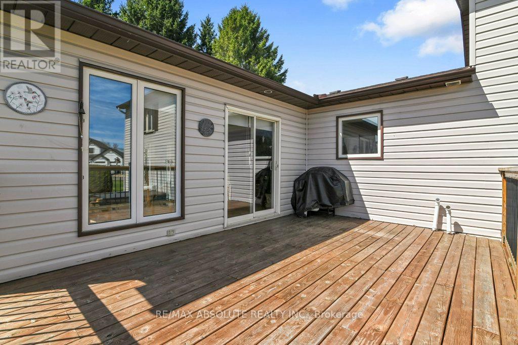 535 GASCON STREET — photo 30