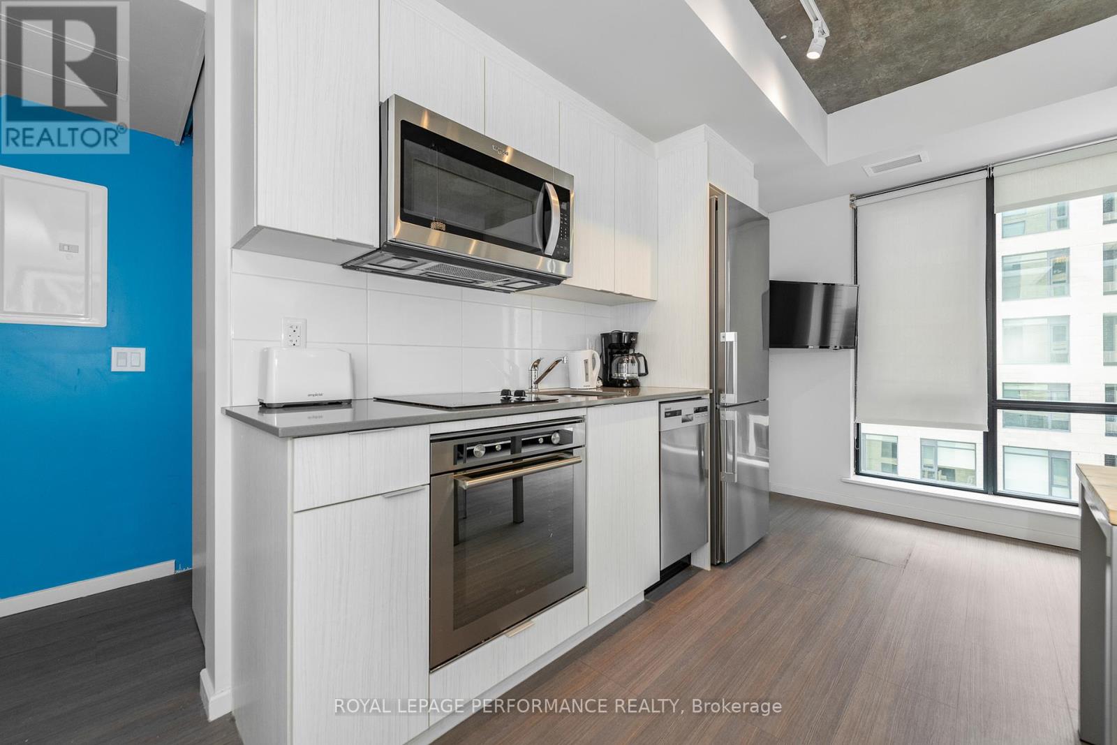 *Photo prior to most recent tenant occupancy