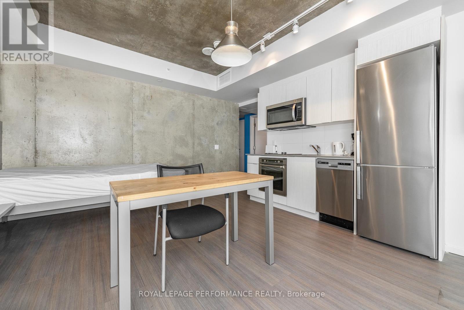 *Photo prior to most recent tenant occupancy