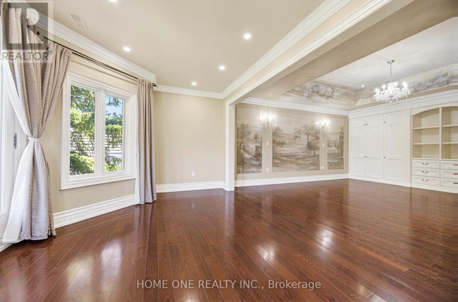 198 MAY AVENUE - 24