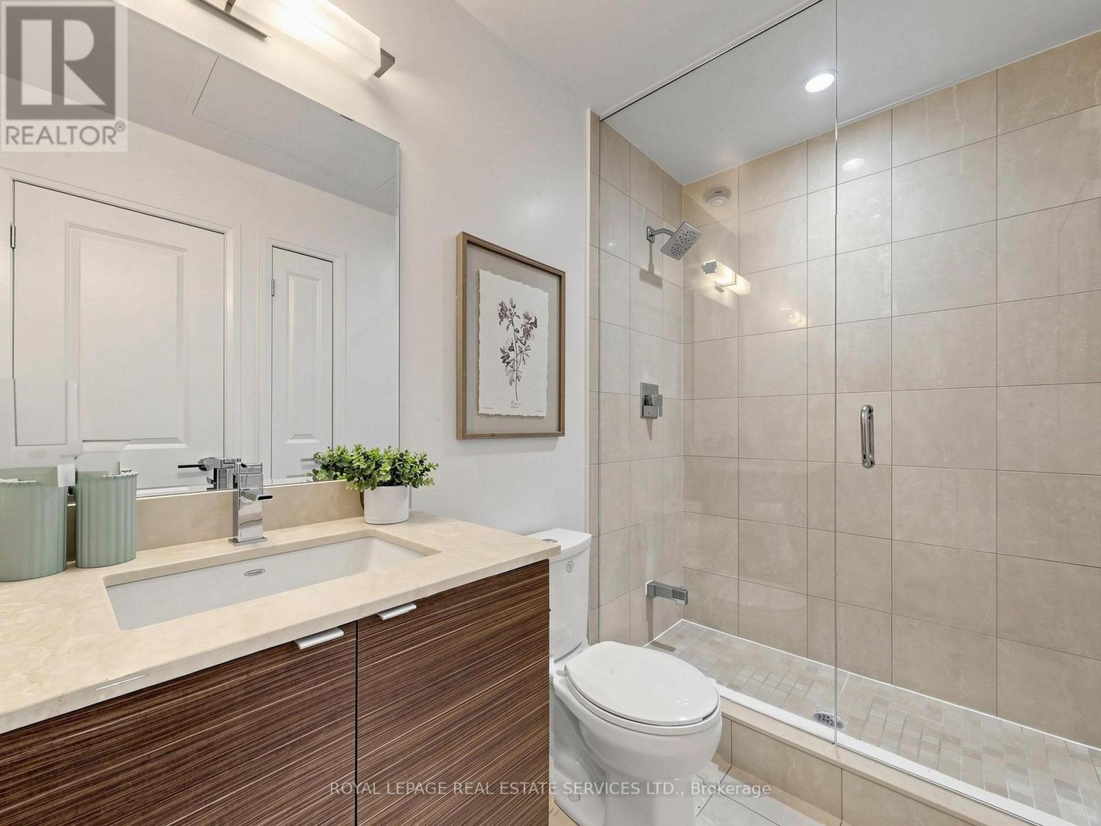 #2808 59 ANNIE CRAIG DRIVE - 24