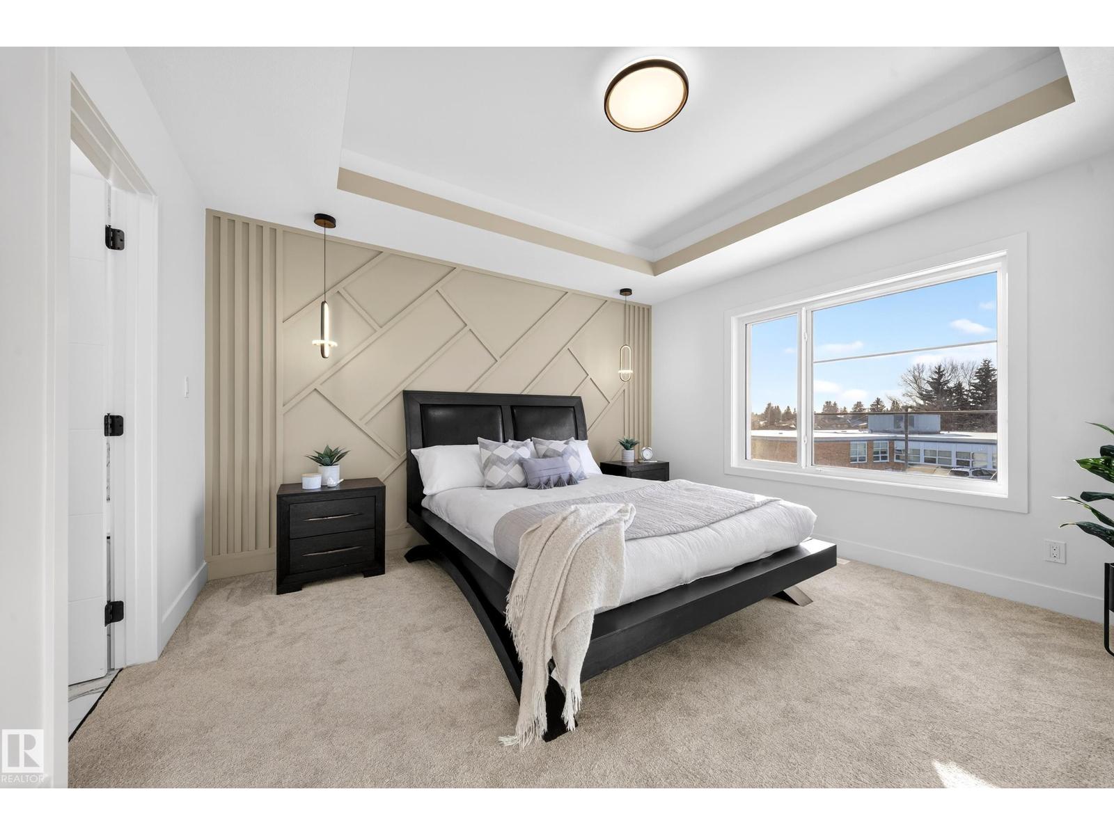 9907 68 ST NW - 35