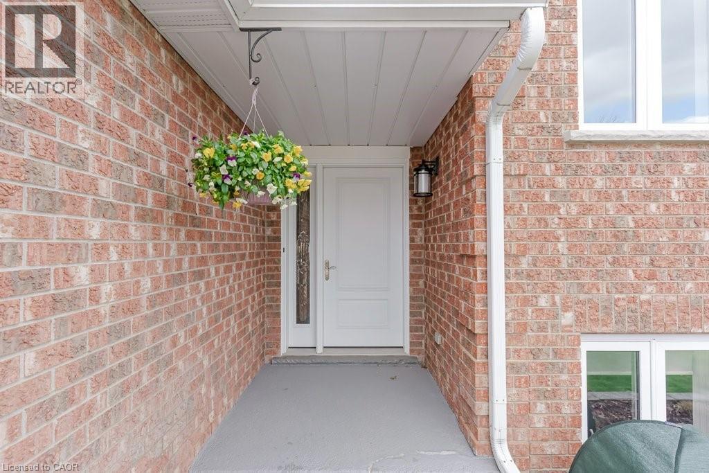 56 DAWN Crescent - photo 2