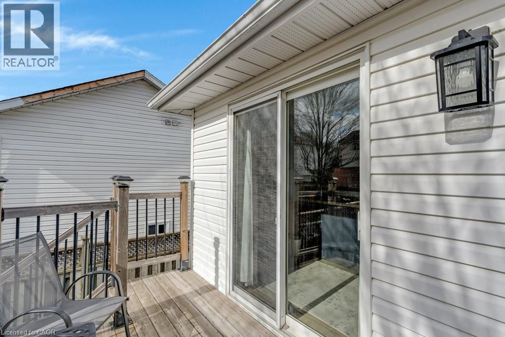 56 DAWN Crescent — photo 35