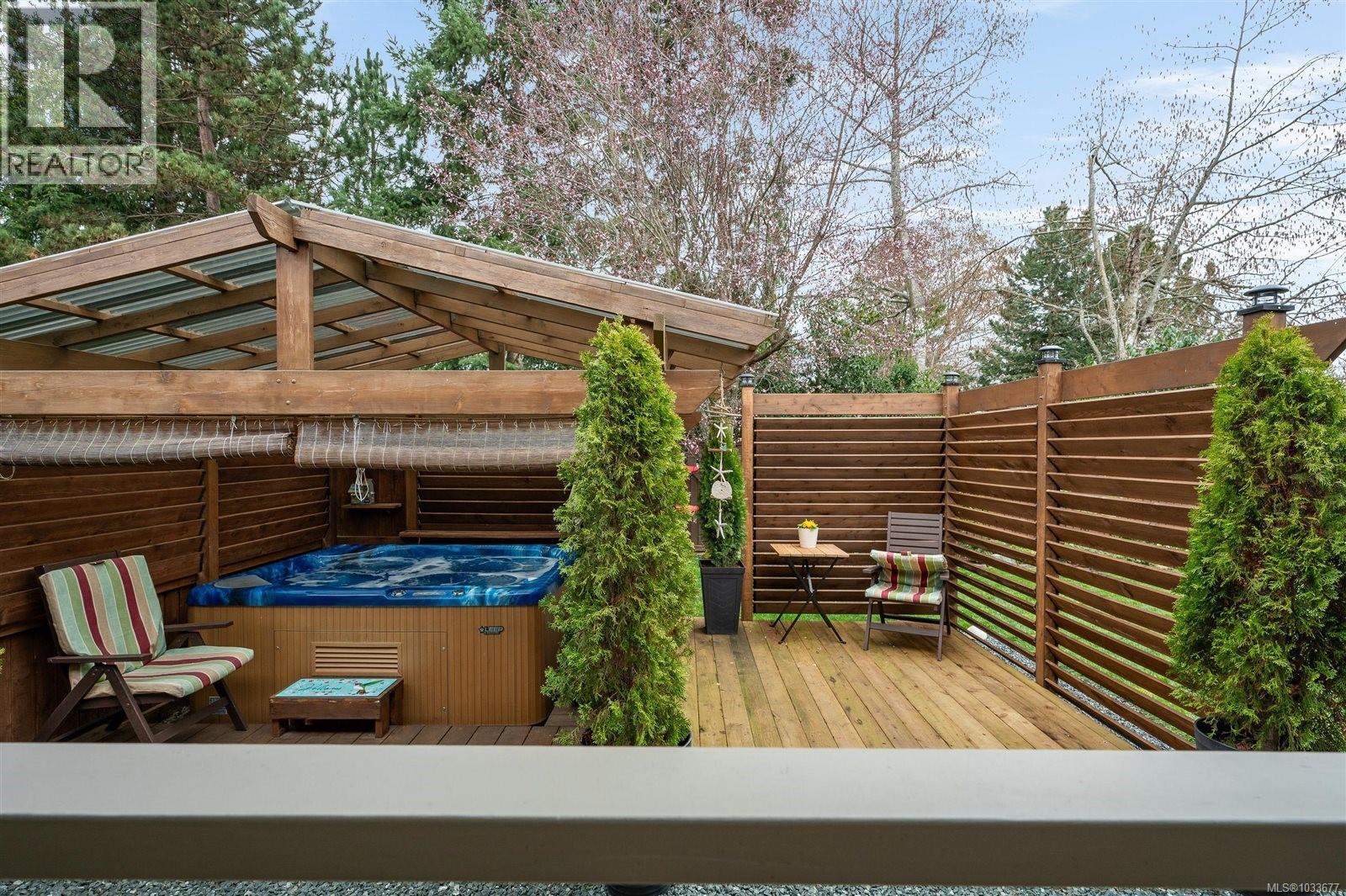 736 Barclay Cres - 29