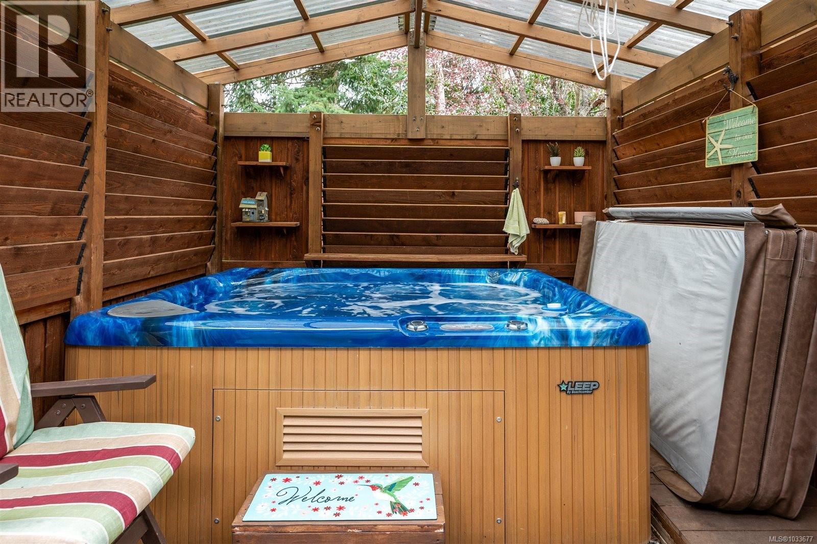 736 Barclay Cres - 30