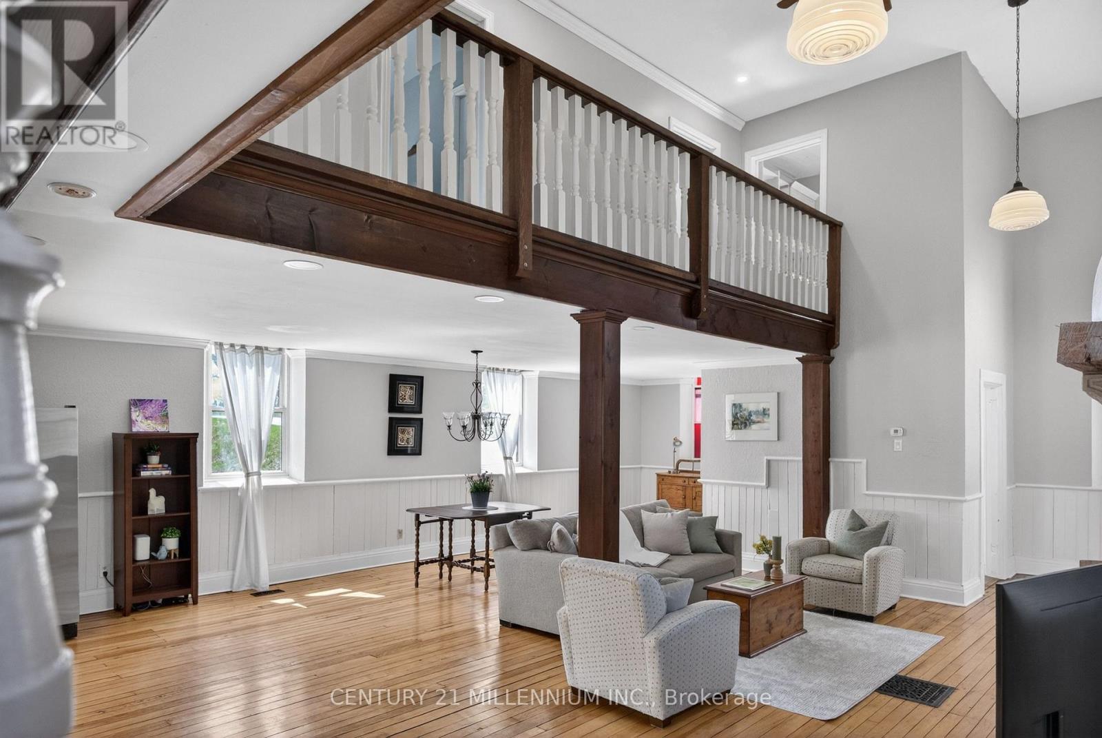 10 MILL STREET - 25