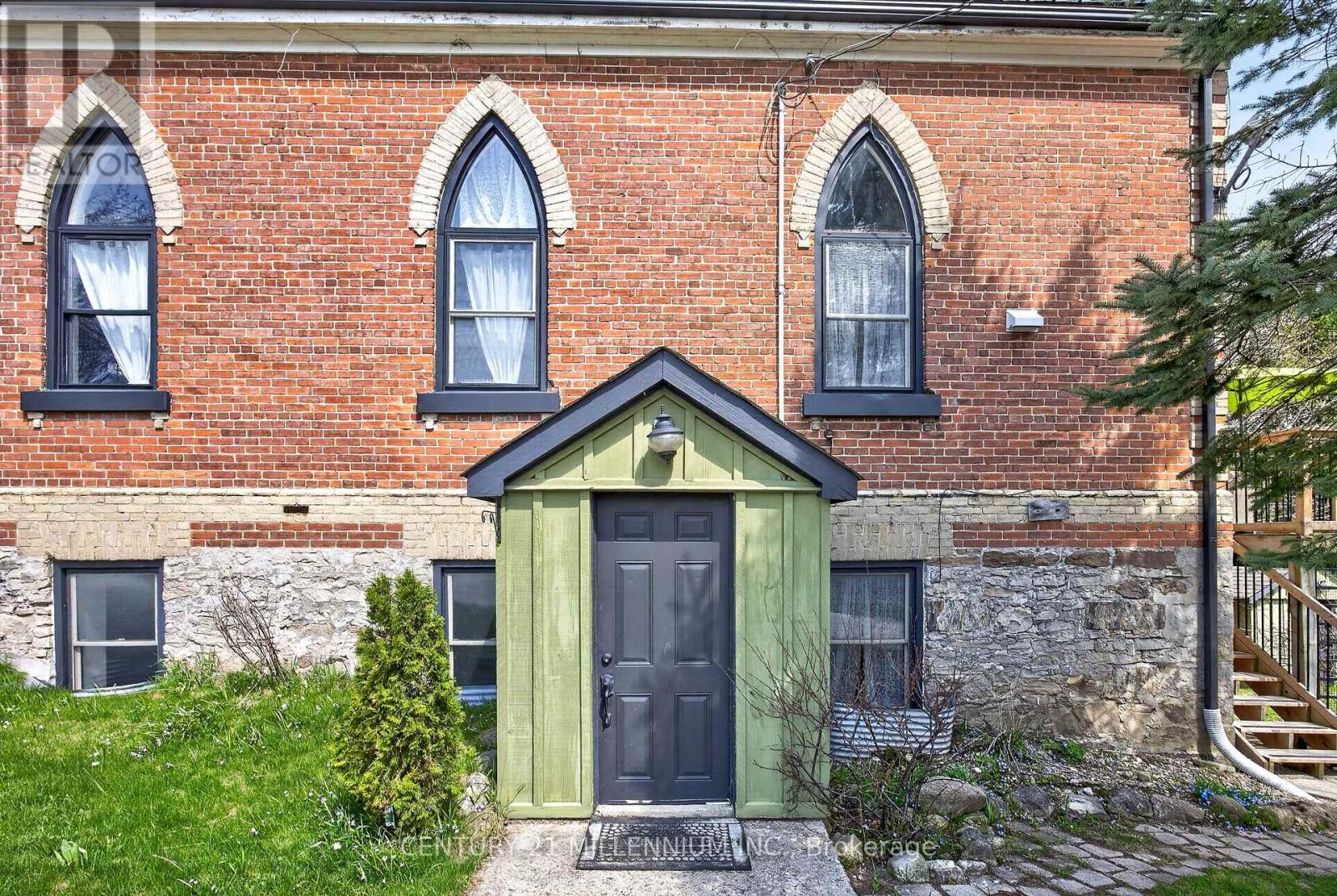 10 MILL STREET - 40