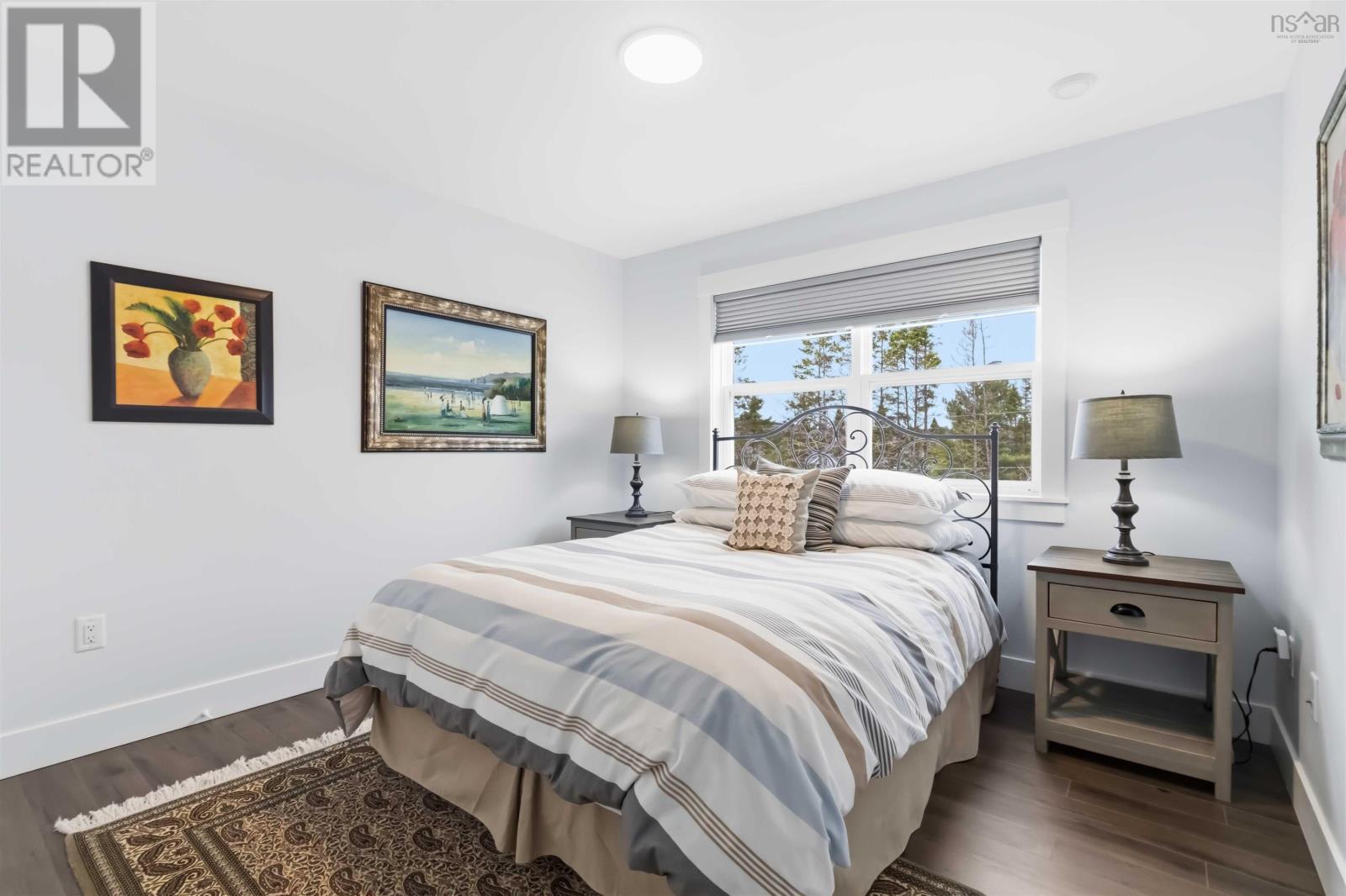 426 Wisteria Lane — photo 27