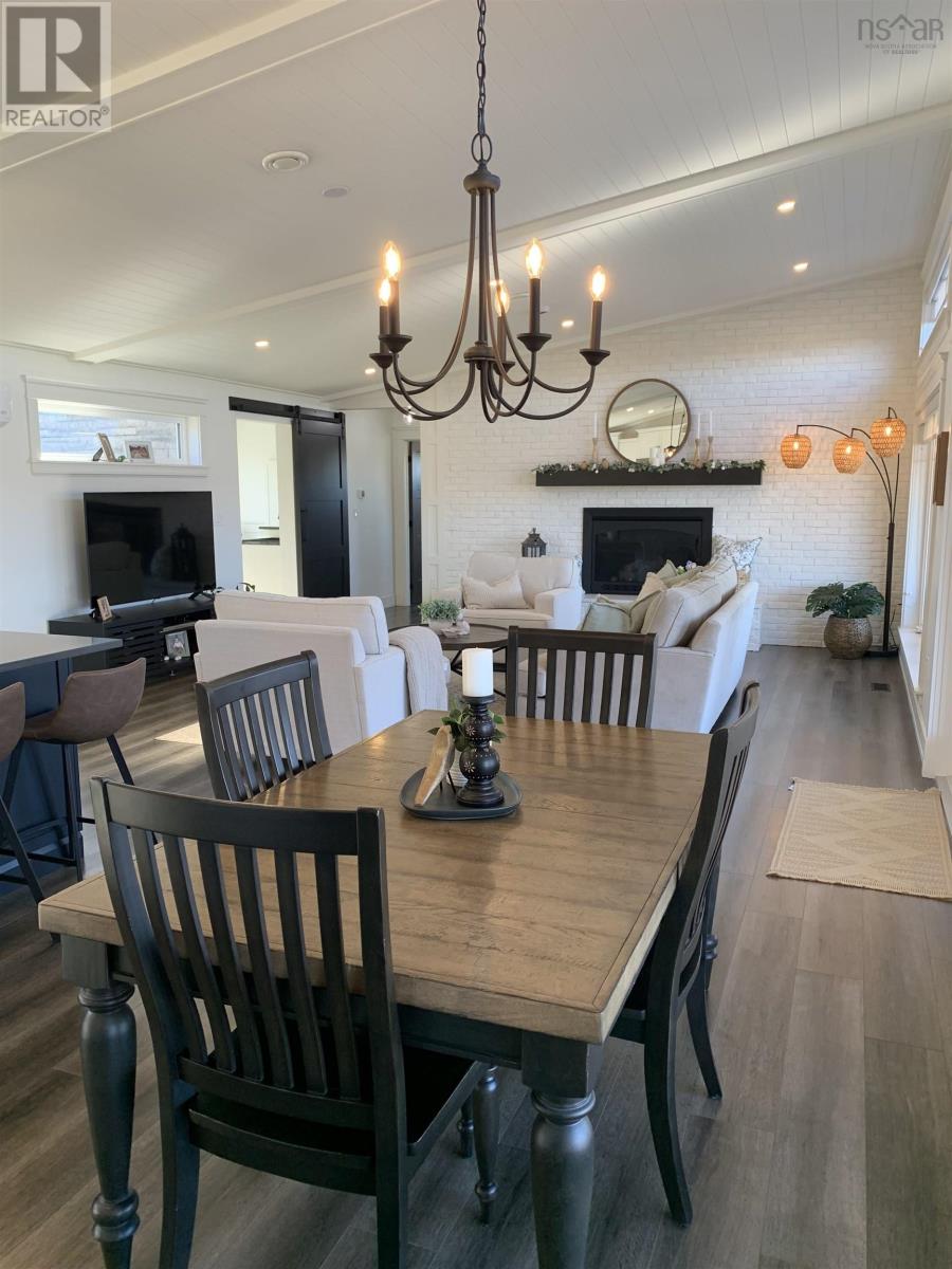 Property 12 of 32 of 17 Birds Eye View Lane  B2G 2L1