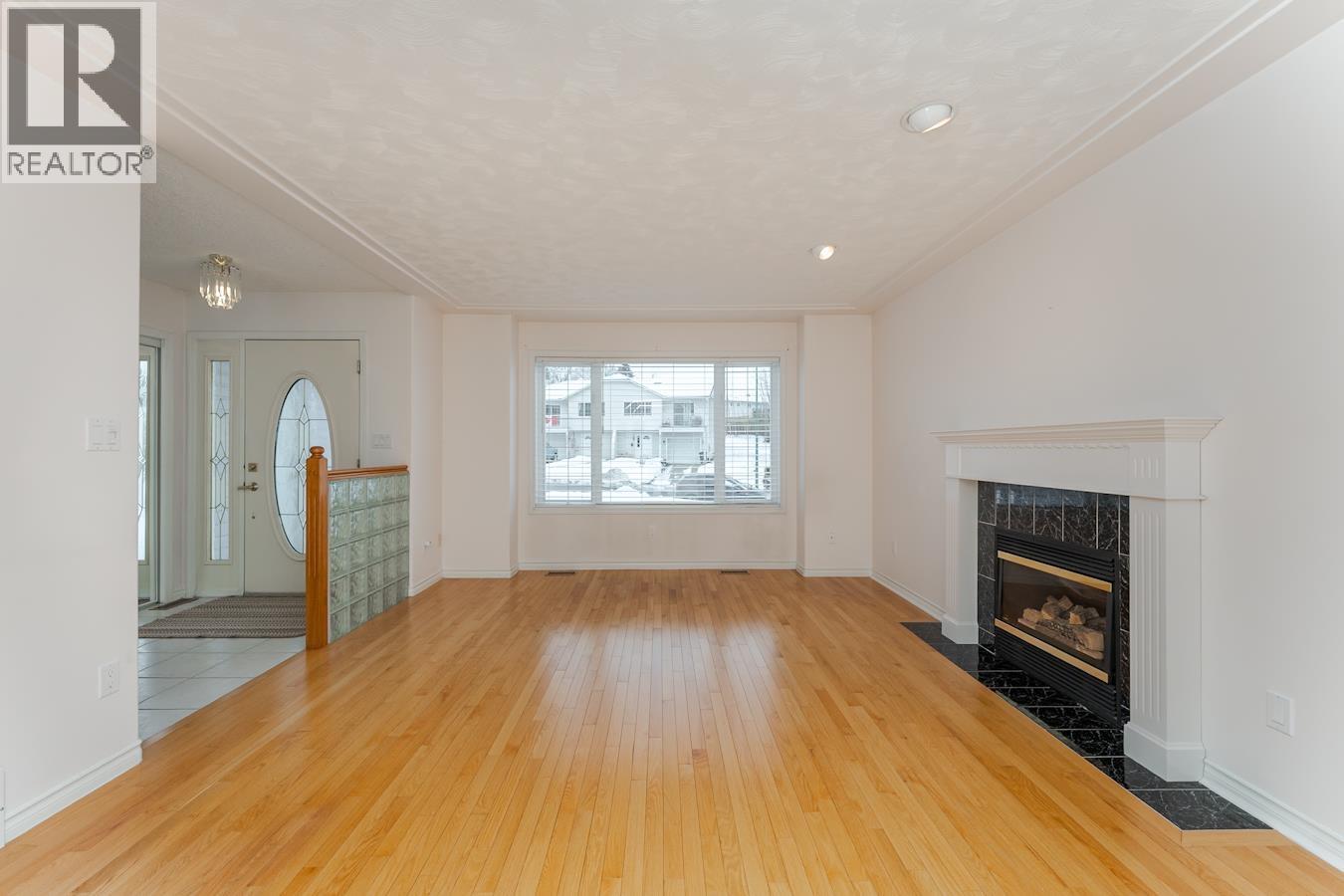 Photo 9 of 40 — 4311 FOSTER ROAD · Prince George, BC