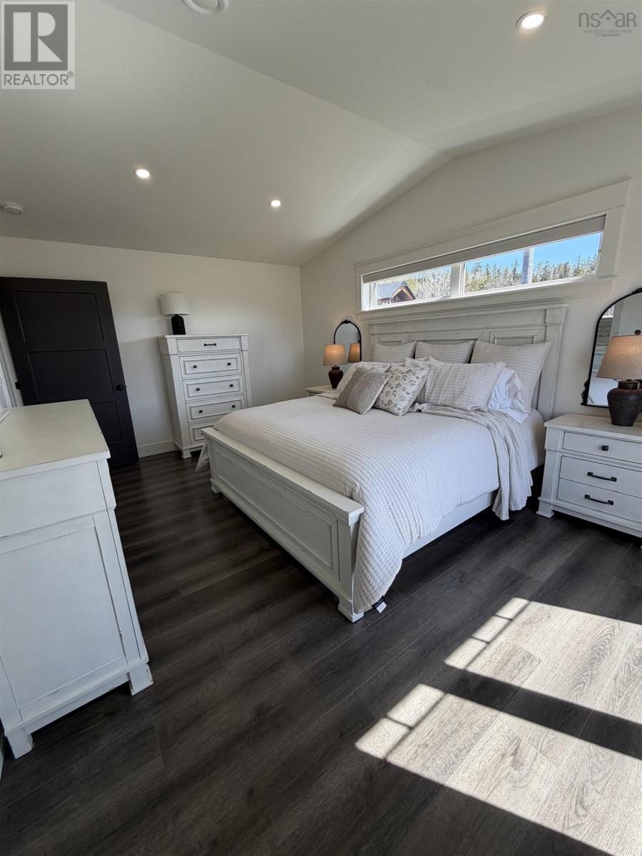 Property 17 of 32 of 17 Birds Eye View Lane  B2G 2L1