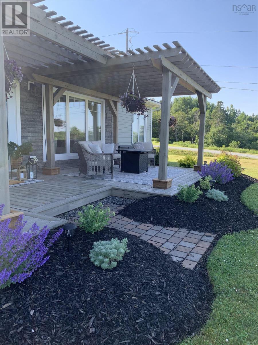 Property 30 of 32 of 17 Birds Eye View Lane  B2G 2L1