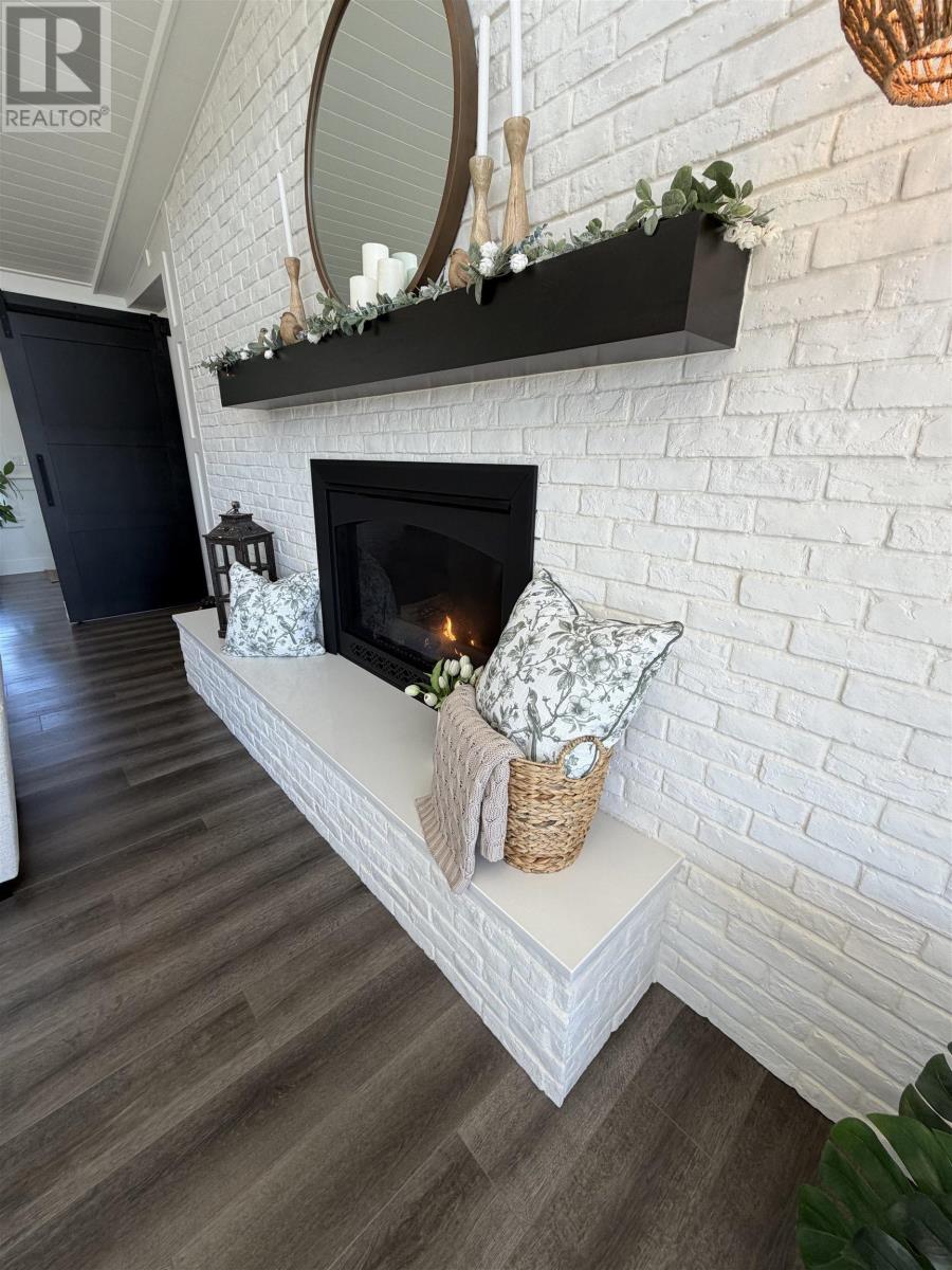 Property 21 of 32 of 17 Birds Eye View Lane  B2G 2L1